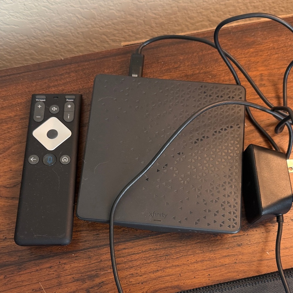 Xfinity Xi6-T Media Streamer